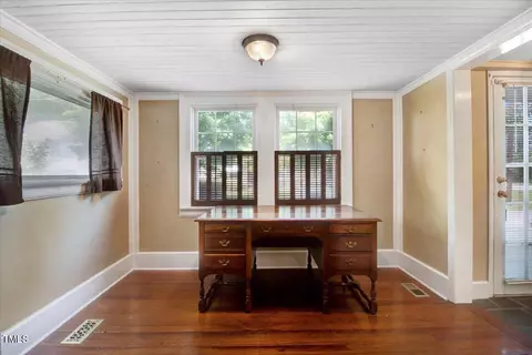 125 W Pine St, Pine Level, NC 27568 photo 35