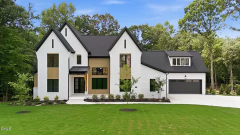 249 Mollie Meadow Dr, Zebulon, NC 27597