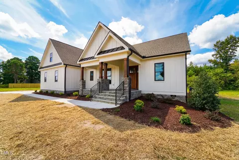5009 Hopkins Chapel Rd, Zebulon, NC 27597