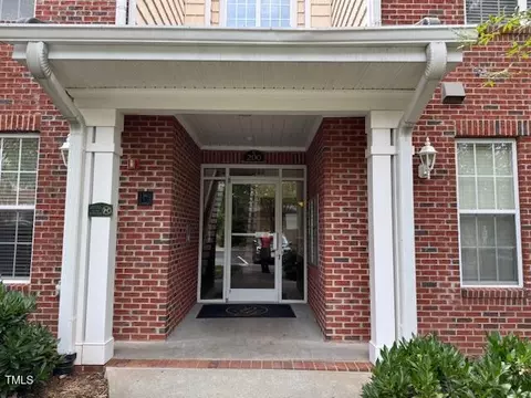 211 Providence Glen Dr, Chapel Hill, NC 27514
