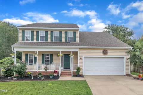 102 Lake Meadow Dr, Apex, NC 27502