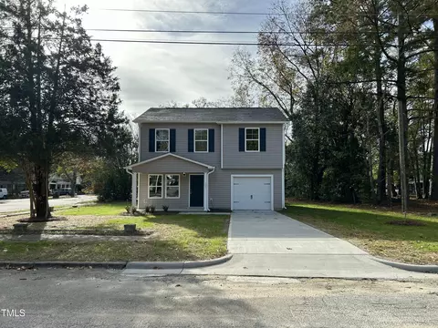 201 W Railroad St, Robersonville, NC 27871