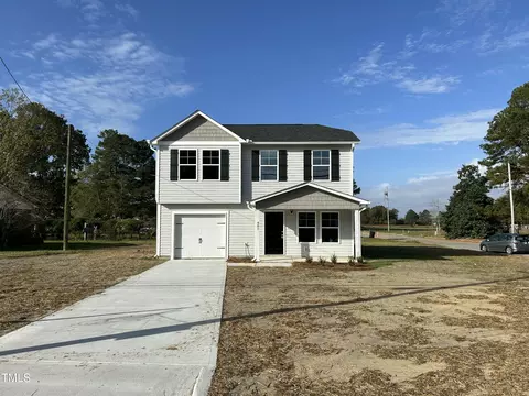 407 N Main St, Robersonville, NC 27871