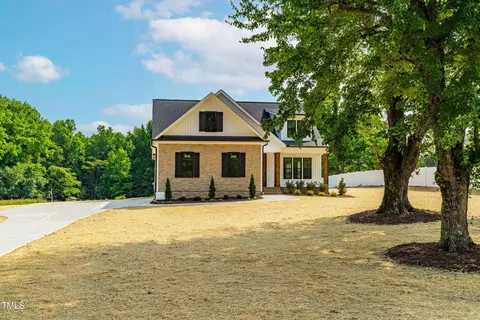 4924 Zebulon Rd, Zebulon, NC 27597