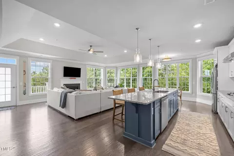 10310 Sablewood Dr #211, Raleigh, NC 27617