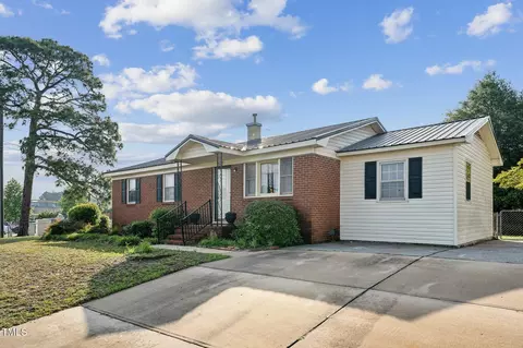 3115 Legion Rd, Hope Mills, NC 28348
