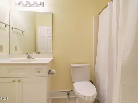 Bath - 3339 Ridgecrest Ct, Raleigh, NC 27607 photo 7 of 7