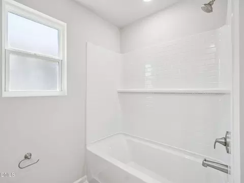 Bath - 644 Red River Dr, Garner, NC 27529 photo 3 of 5