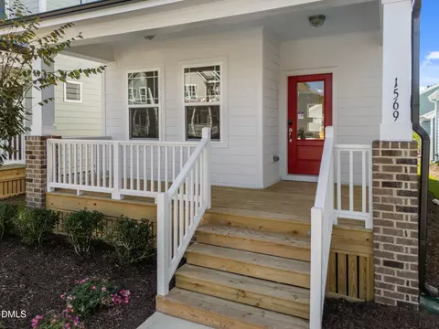 Exterior - 1569 Piney Falls Dr, Wendell, NC 27591 photo 2 of 7