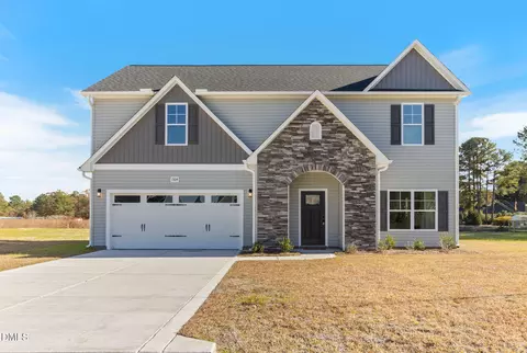 1504 Eastbay Dr, Fayetteville, NC 28312