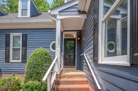 1547 Village Glenn Dr, Raleigh, NC 27612