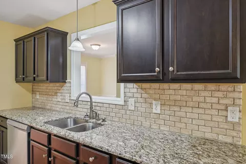 33 Bluestone Dr, Smithfield, NC 27577 photo 13
