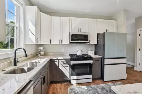 Kitchen - 255 Eagles Lndg, Morganton, NC 28655 photo 4 of 4