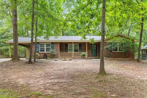 809 Valerie Dr, Raleigh, NC 27606
