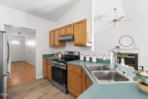 Kitchen - 522 Johnson St, Garner, NC 27529 photo 3 of 4