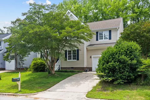 304 Gold Point Dr, Cary, NC 27519