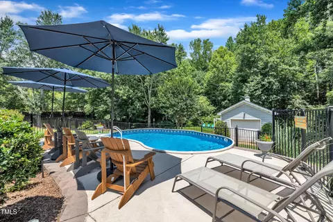 171 St Jiles Dr, Clayton, NC 27520