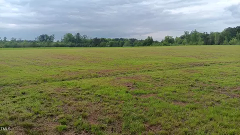 2679 Rivers Edge Rd, Oxford, NC 27565