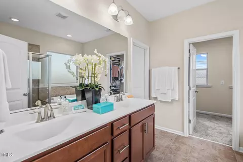 Entry Way - 3312 Flat River Dr, Durham, NC 27703 photo 3 of 3