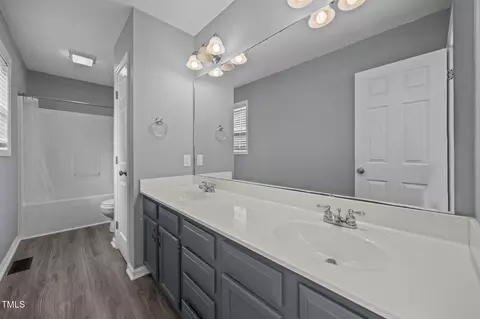 161 Bridgewater Dr, Erwin, NC 28339 photo 9