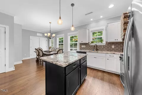 1920 Hart St, Durham, NC 27703 photo 9