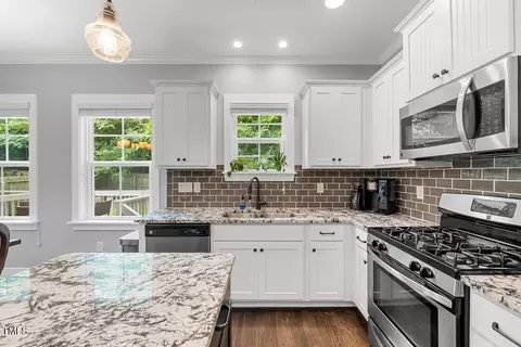 1920 Hart St, Durham, NC 27703 photo 10