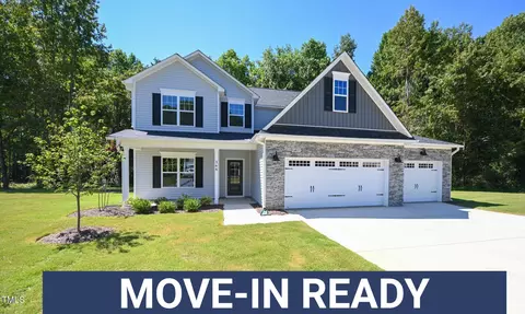 368 Abingdon Farms Dr, Selma, NC 27576