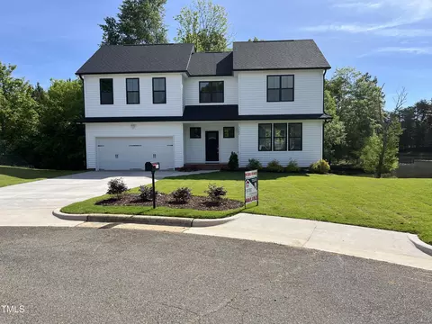 3204 Overlook Ct, Burlington, NC 27215