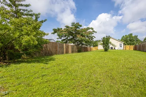 418 Lodestone Dr, Durham, NC 27703 photo 6