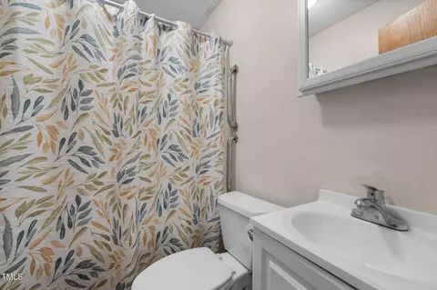 Bath - 110 Starlite Dr, Carrboro, NC 27510 photo 1 of 3