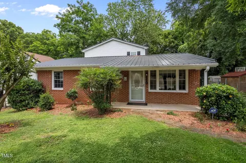 110 Starlite Dr, Carrboro, NC 27510