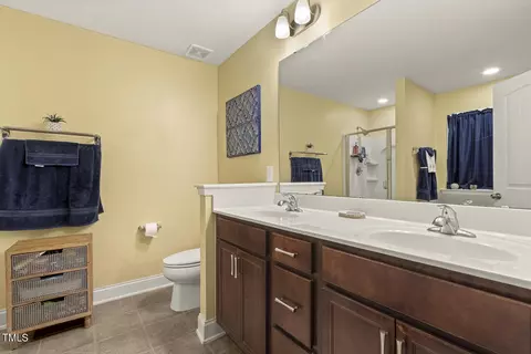 Bath - 267 Dando St, Garner, NC 27529 photo 1 of 3