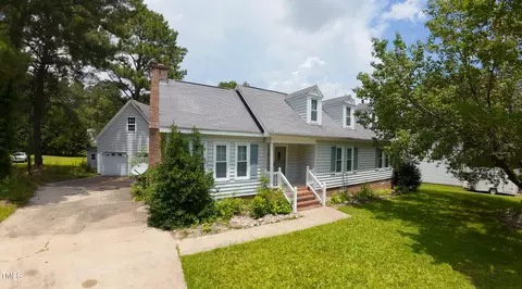 2016 Cypress Ct, Clayton, NC 27520