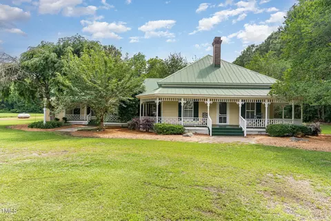 Exterior - 6200 Us-401 S, Bunnlevel, NC 28323 photo 3 of 10