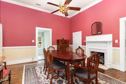 Dining - 6200 Us-401 S, Bunnlevel, NC 28323 photo 2 of 2