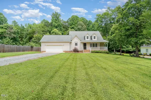 5954 Evelyn Ln, Pleasant Garden, NC 27313