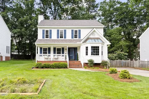 16 Cedar Hill Dr, Durham, NC 27713