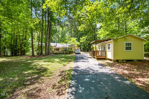 420 Lipscomb Grove Church Rd, Hillsborough, NC 27278