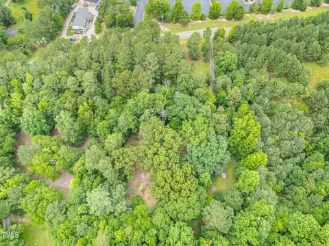 3828 Tarheel Club Rd, Raleigh, NC 27604