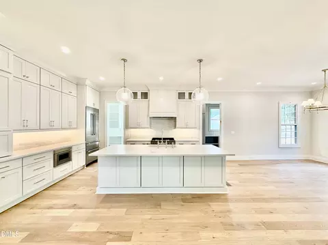 Kitchen - 1229 Dixie Trl, Raleigh, NC 27607 photo 4 of 5