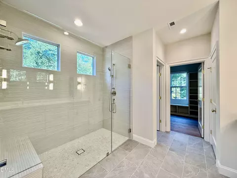 Bath - 1229 Dixie Trl, Raleigh, NC 27607 photo 6 of 7