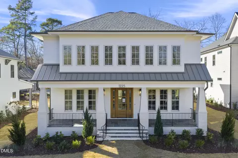 1225 Dixie Trl, Raleigh, NC 27607