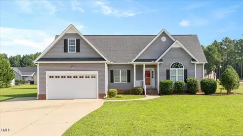 7326 Red Fox Rd, Bailey, NC 27807 photo 2