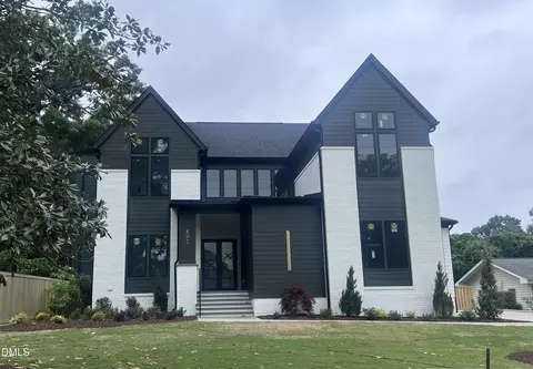 802 Warren Ave, Cary, NC 27511