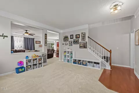Entry Way - 504 Ashburn Ln, Durham, NC 27703 photo 2 of 4
