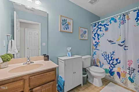 Bath - 504 Ashburn Ln, Durham, NC 27703 photo 5 of 5