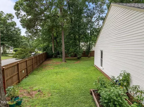 5801 Hadrian Dr, Durham, NC 27703 photo 36