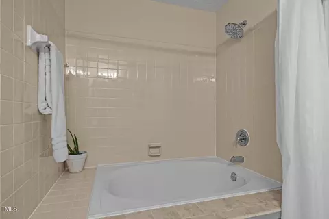 5801 Hadrian Dr, Durham, NC 27703 photo 26