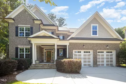 7809 Chestnut Branch Ct, Raleigh, NC 27612