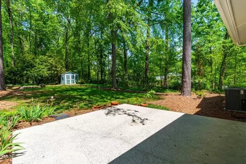 102 Emerald Cir, Durham, NC 27713 photo 24